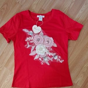 NEW- amor mio California tee size L